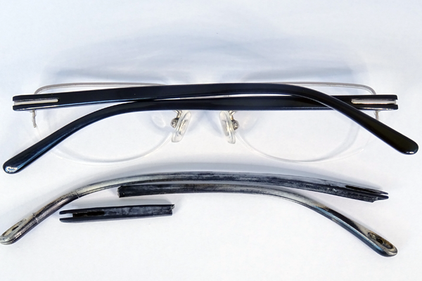 トムフォード　テンプル復刻