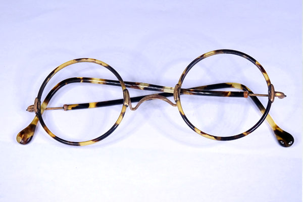 ビンテージセルロイド　修復再生