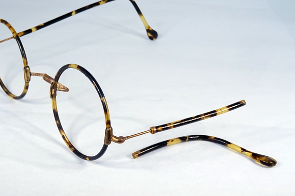 ビンテージセルロイド　修復再生