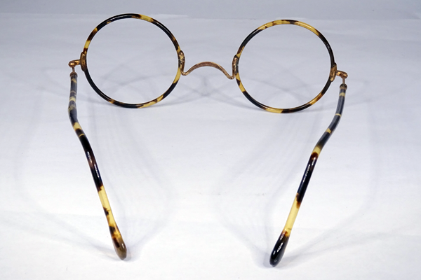 ビンテージセルロイド　修復再生