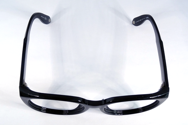 GIVENCHY　金具から樹脂へ　修復再生