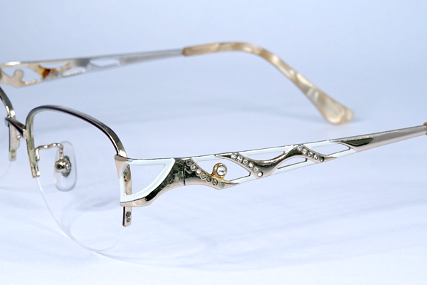 婦人用　ナイロール　修復再生