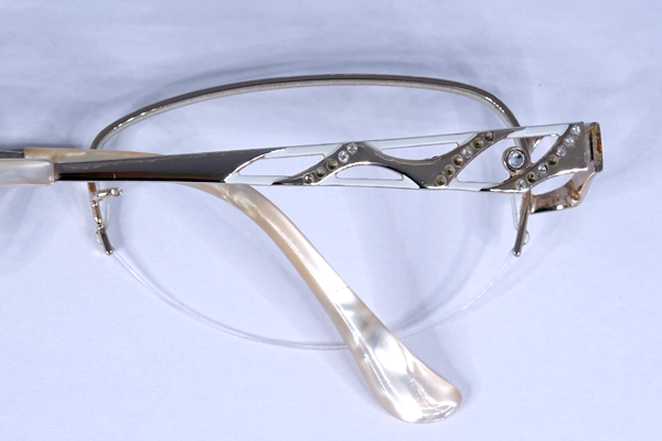 婦人用　ナイロール　修復再生