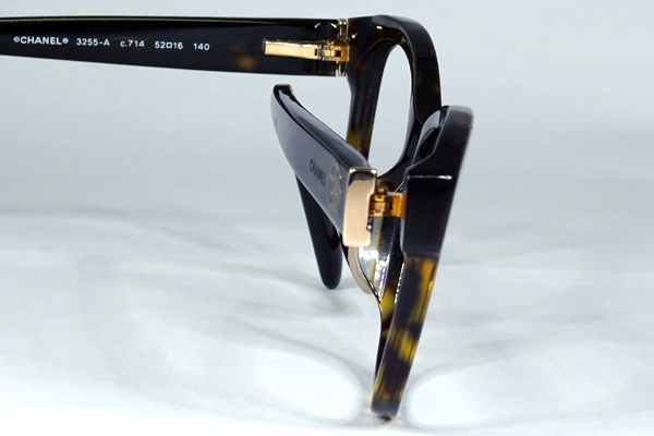 シャネル 金具飾り 復刻再生