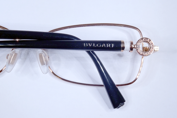 ブルガリ　金具を樹脂へ　修復再生