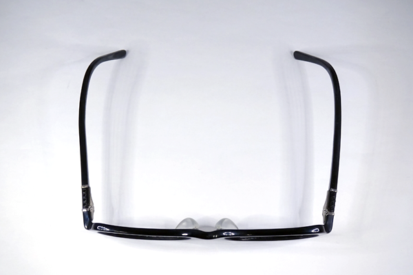 PRADA　金具飾り　復刻再生