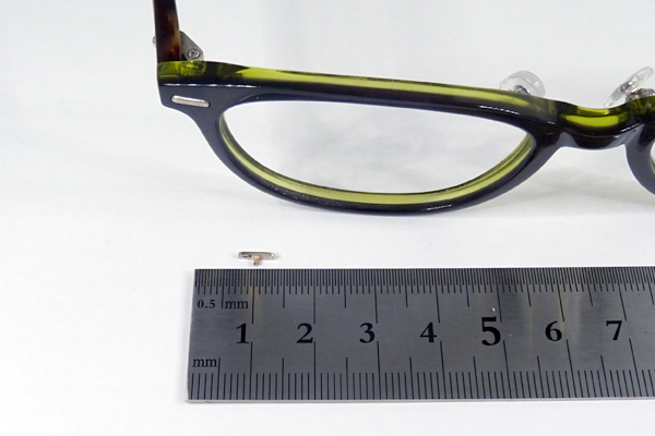 LOOKS　左飾り金具　復刻再生