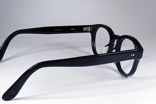 黒プラスチックフレーム ヨロイ修復再生