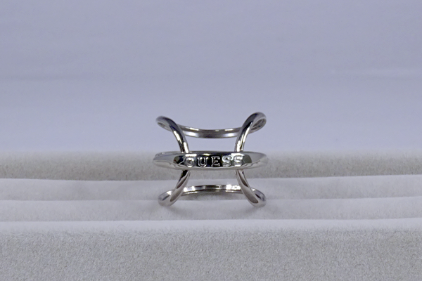 GUESS　特殊加飾　２WAYリング