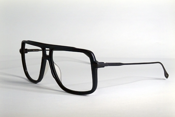 DITA 右ヨロイ 修復再生