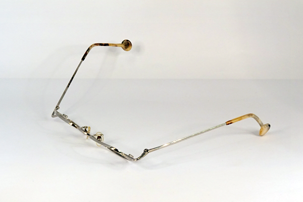 l.a.Eyeworks 全体歪み 修復再生