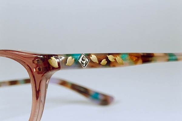 プライベートレーベル 蒔絵 花びら 特殊加飾