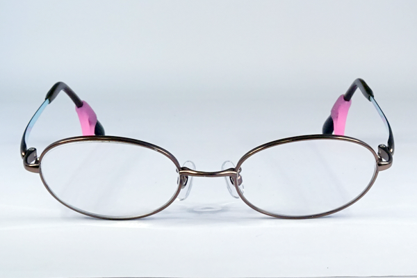 子供用フレーム 変形 修復サンプル