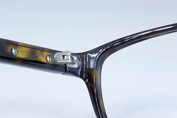 カルバンクライン ヨロイ折れ 修復再生