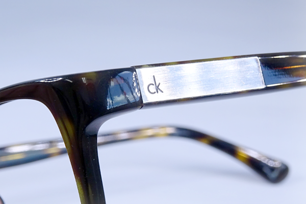 カルバンクライン ヨロイ折れ 修復再生