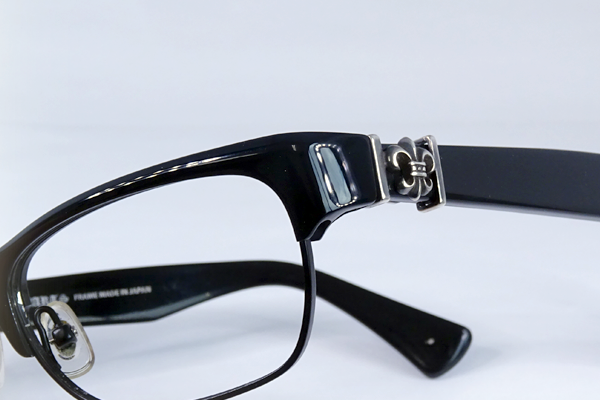 クロムハーツ 左ヨロイ割れ 修復再生