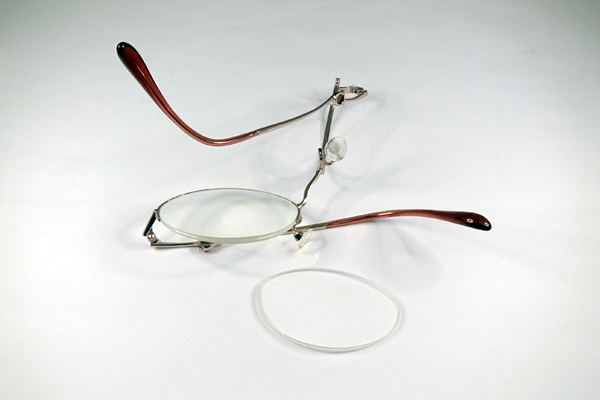 サルバトーレ フェラガモ グラスリメイク リング