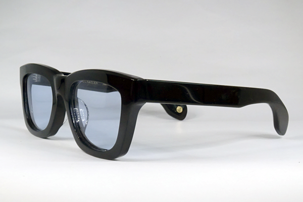 セルフレーム メタル化