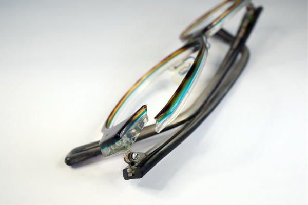 壊れやすい部位　プラスチック編