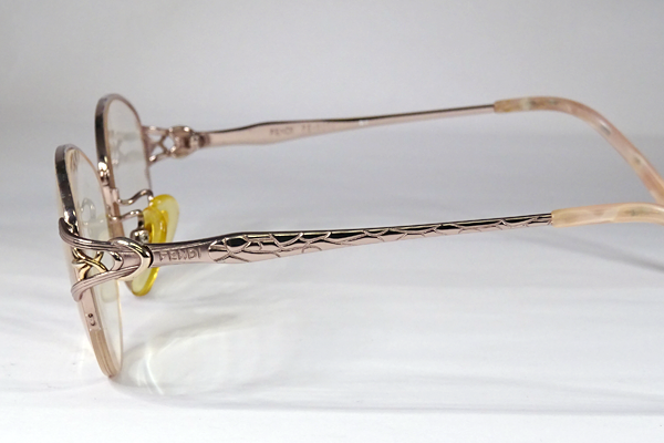 FENDI グラスリメイク リング&トップ