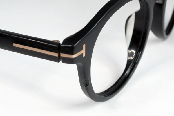 トム・フォード ヘコミ 修復再生