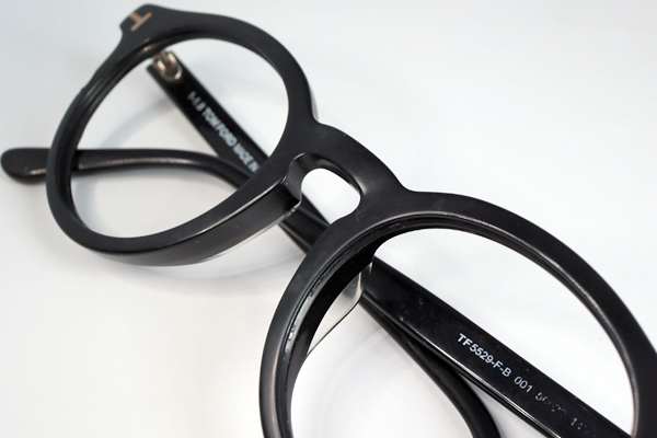 トム・フォード ヘコミ 修復再生