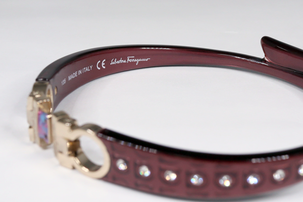 サルバトーレ フェラガモ グラスリメイク ブレスレット