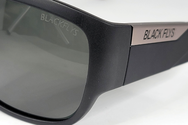 BLACK FLYS　リム切れ　修復再生