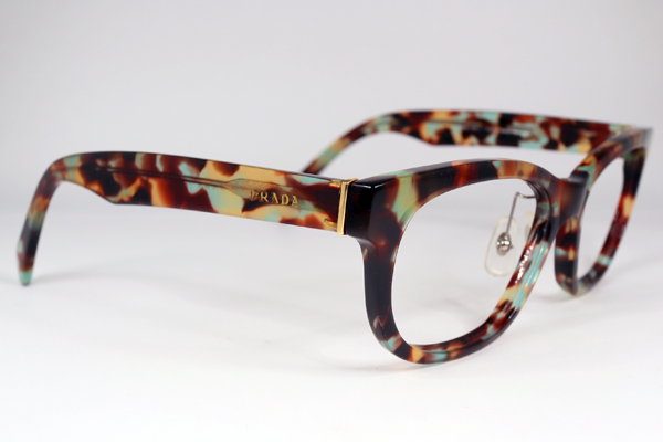 PRADA 金具飾り 復刻再生