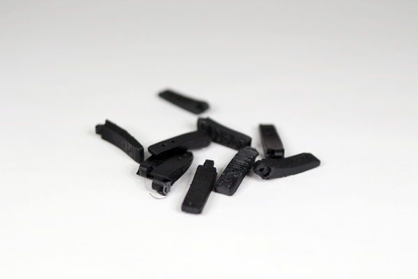 TUMI 特殊樹脂丁番 復刻再生