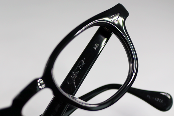 タートオプティカル キズ落とし 修復再生サンプル