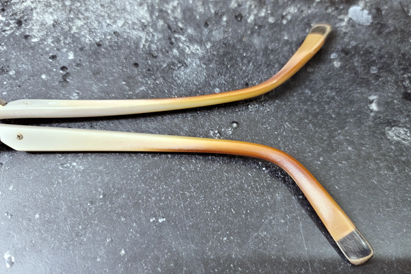 男女必見❕❕　毛染め汚れ落とし サンプル１