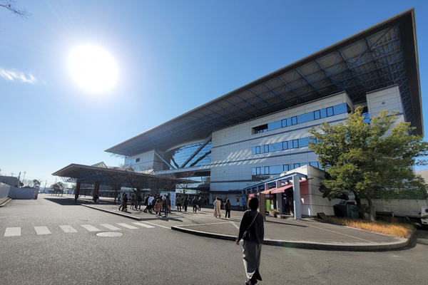 クリエイターズマーケット