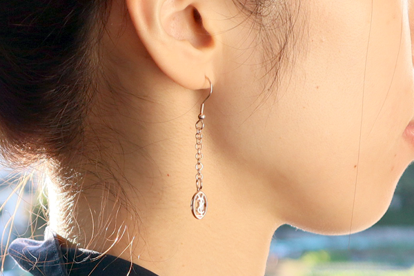 イヴサンローラン　グラスリメイク ピアス