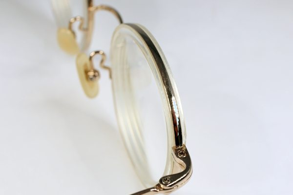 金子眼鏡　セル輪　復刻再生