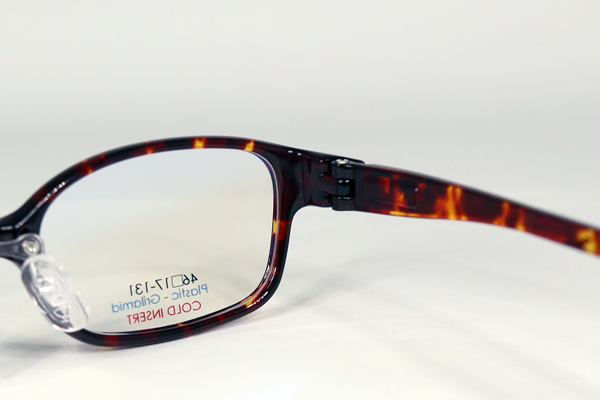 トマトグラッシーズ　金属丁番に変更 テンプル付け替え　特殊加飾