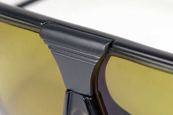 カレラ サングラス　レンズ止めパーツ　金具にて復刻再生　