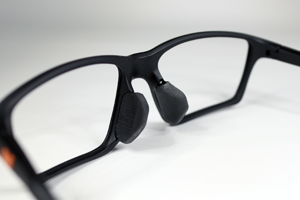 new balance　ノーズパッド　復刻再生