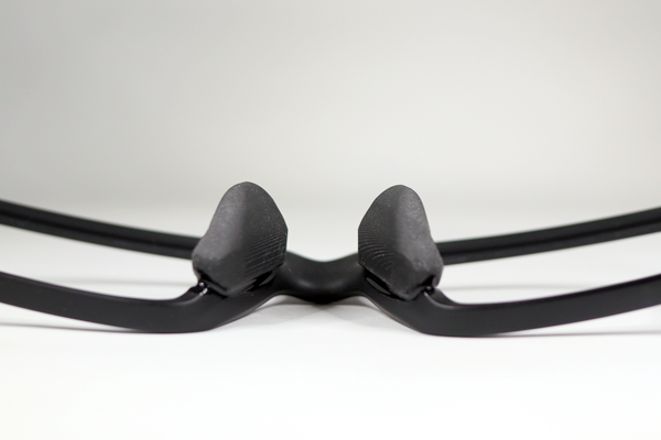 new balance　ノーズパッド　復刻再生