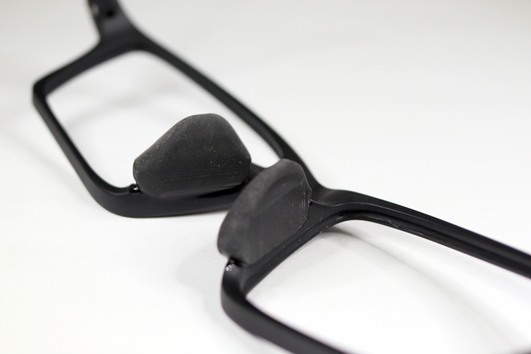 new balance　ノーズパッド　復刻再生