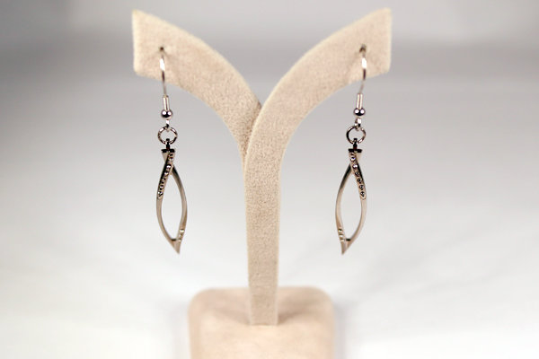 婦人用ナイロール 特殊加飾　グラスリメイク ピアス