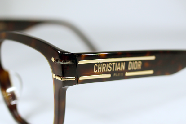 ディオール　ヨロイ金具飾り　復刻再生