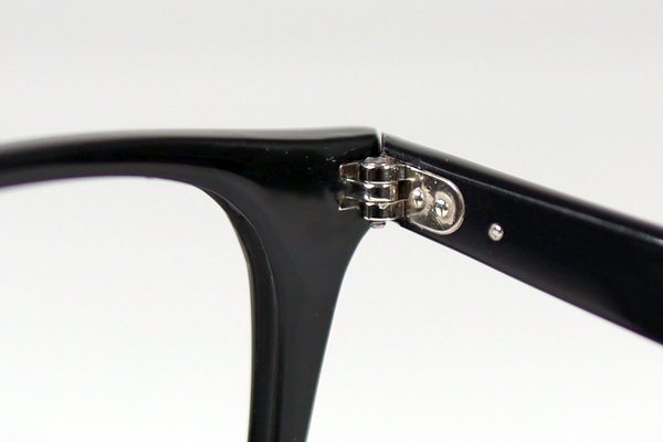 RayBan 黒樹脂フレーム ヨロイ割れ 修復再生