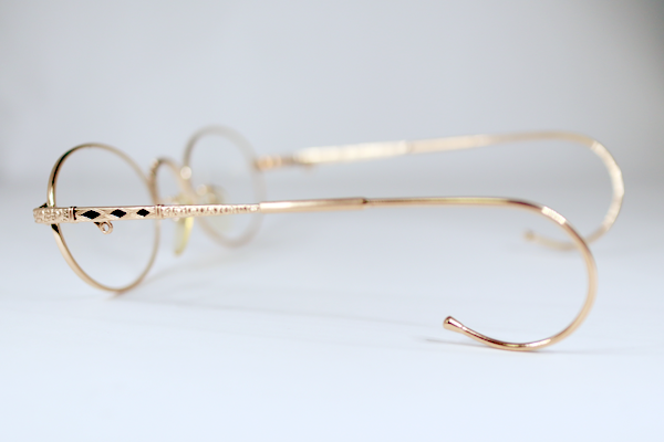 ジャンポール・ゴルチェ　特殊加飾　縄手加工