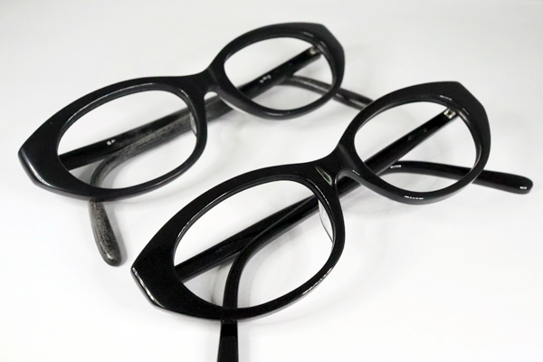 黒セル 特殊テンプルフレーム　復刻再生　　