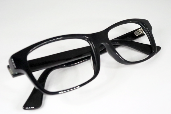 GUCCI　右テンプル折れ　修復再生