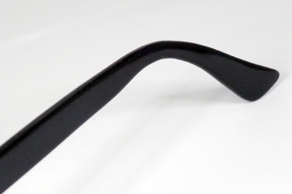 GUCCI　右テンプル折れ　修復再生