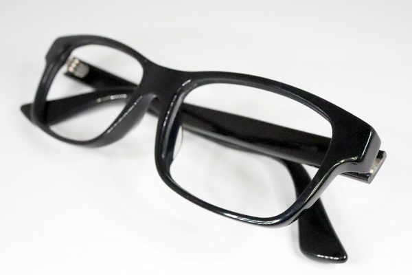 GUCCI　右テンプル折れ　修復再生