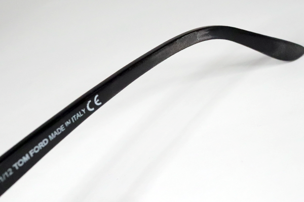 TOM FORD 白化除去 全体研磨  修復再生