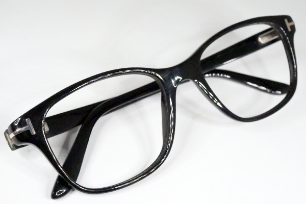 TOM FORD 白化除去 全体研磨  修復再生